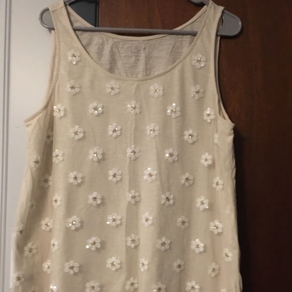 LOFT Tops - Daisy pattern tank by Loft